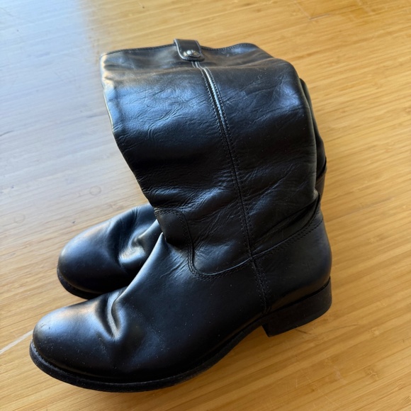 Frye Melissa Button Lug Tall boot in black leather - Picture 2 of 9